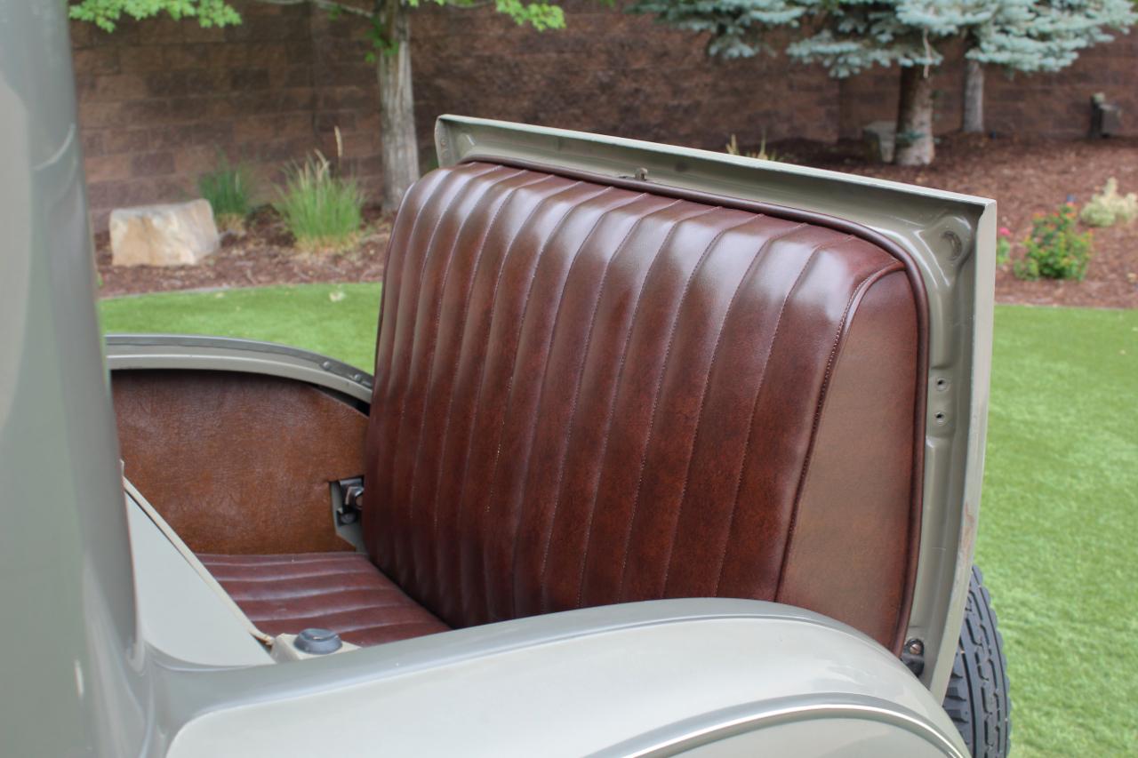 Ford Model A  1930