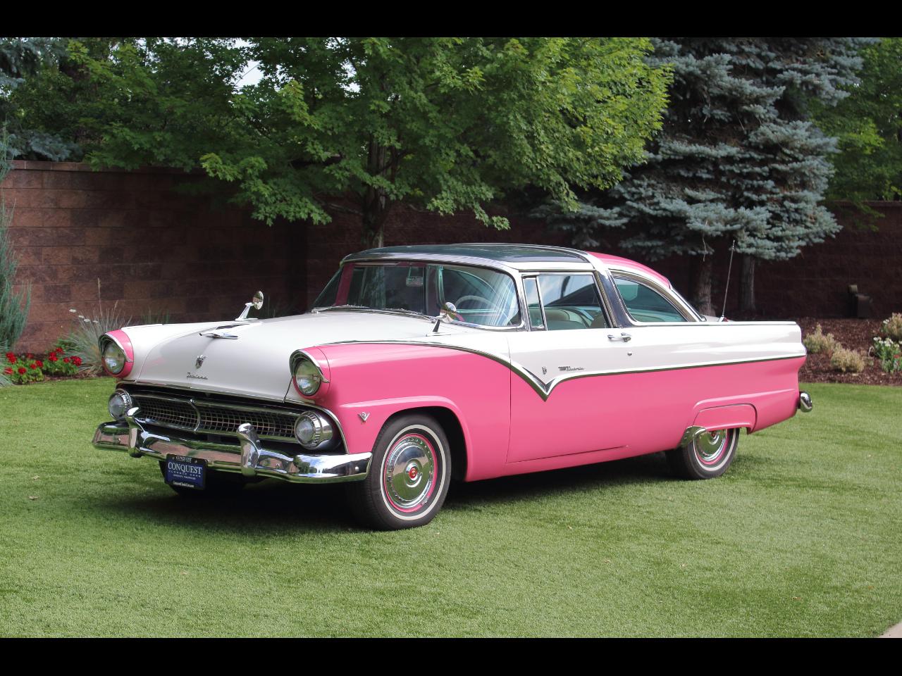 Ford Crown Victoria  1955