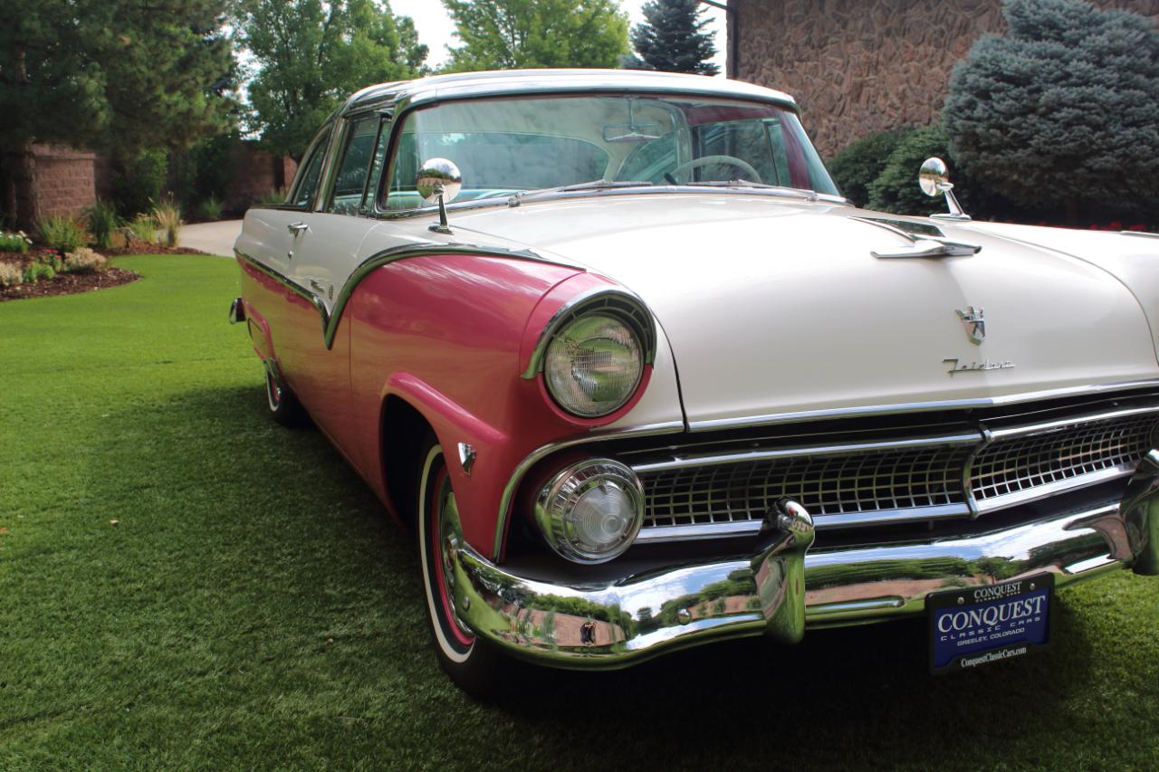 Ford Crown Victoria  1955