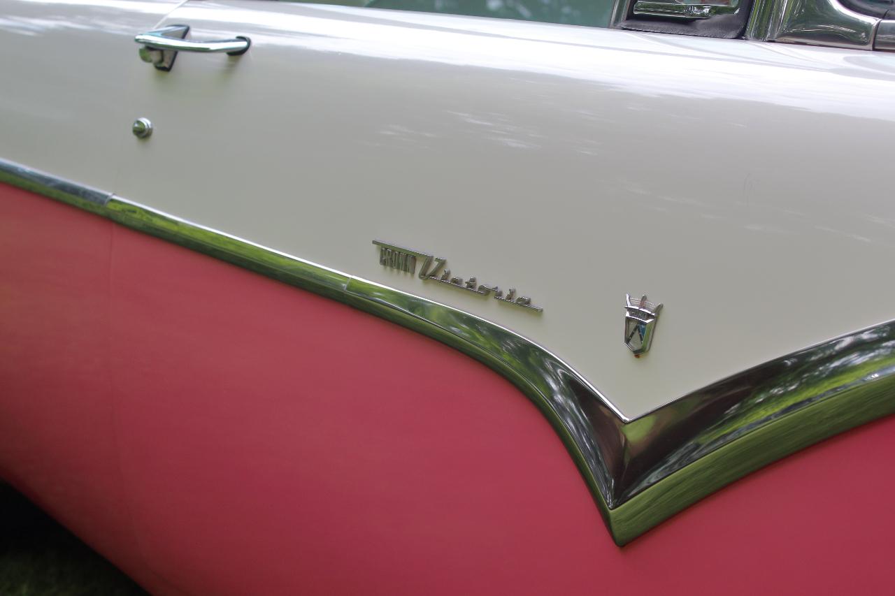 Ford Crown Victoria  1955