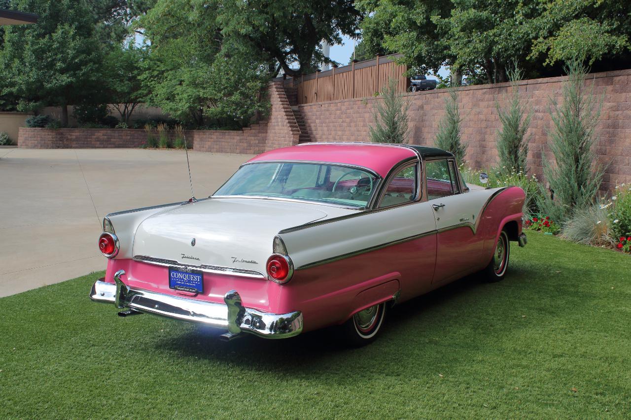 Ford Crown Victoria  1955