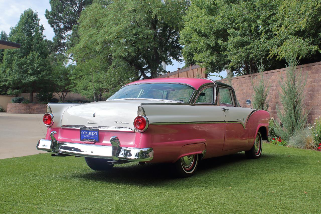 Ford Crown Victoria  1955