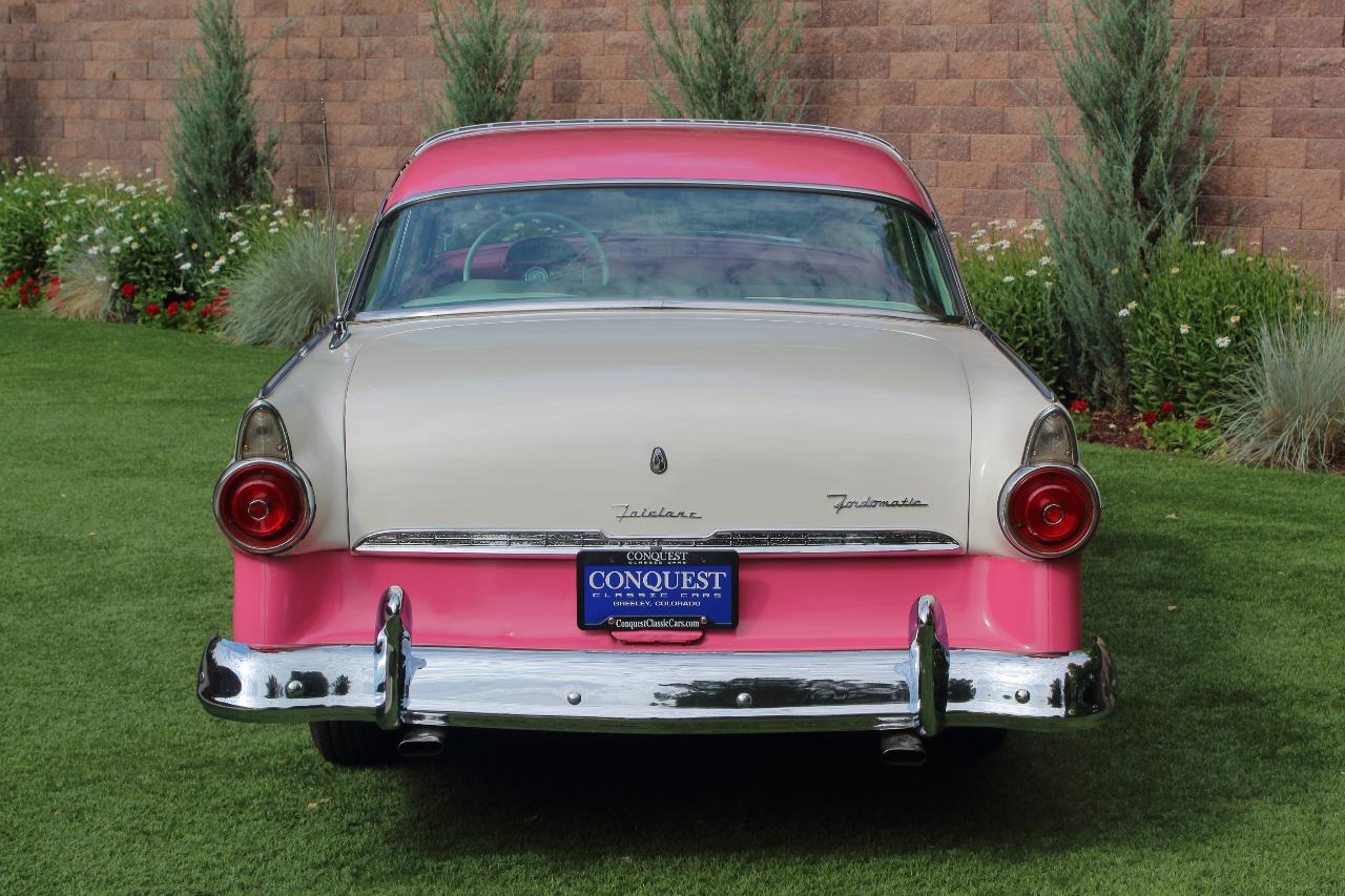 Ford Crown Victoria  1955