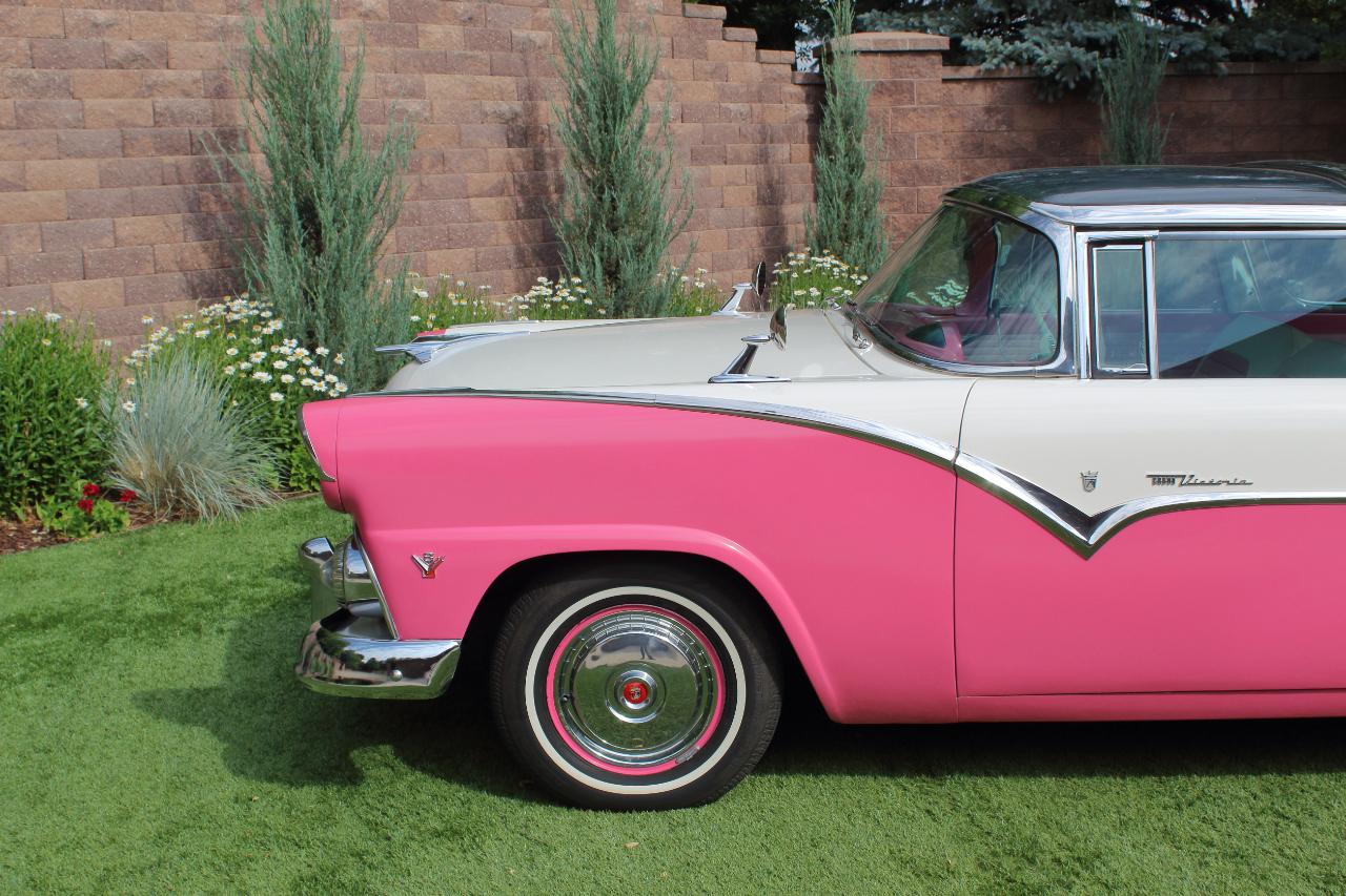 Ford Crown Victoria  1955