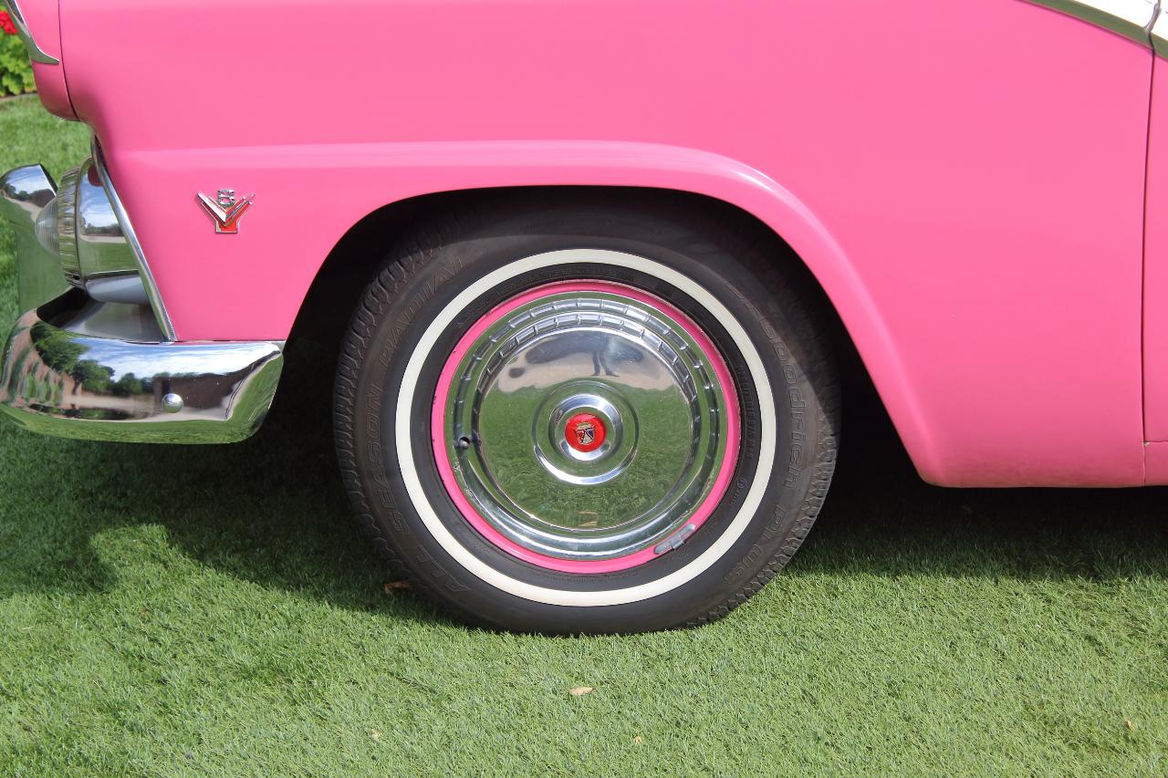 Ford Crown Victoria  1955