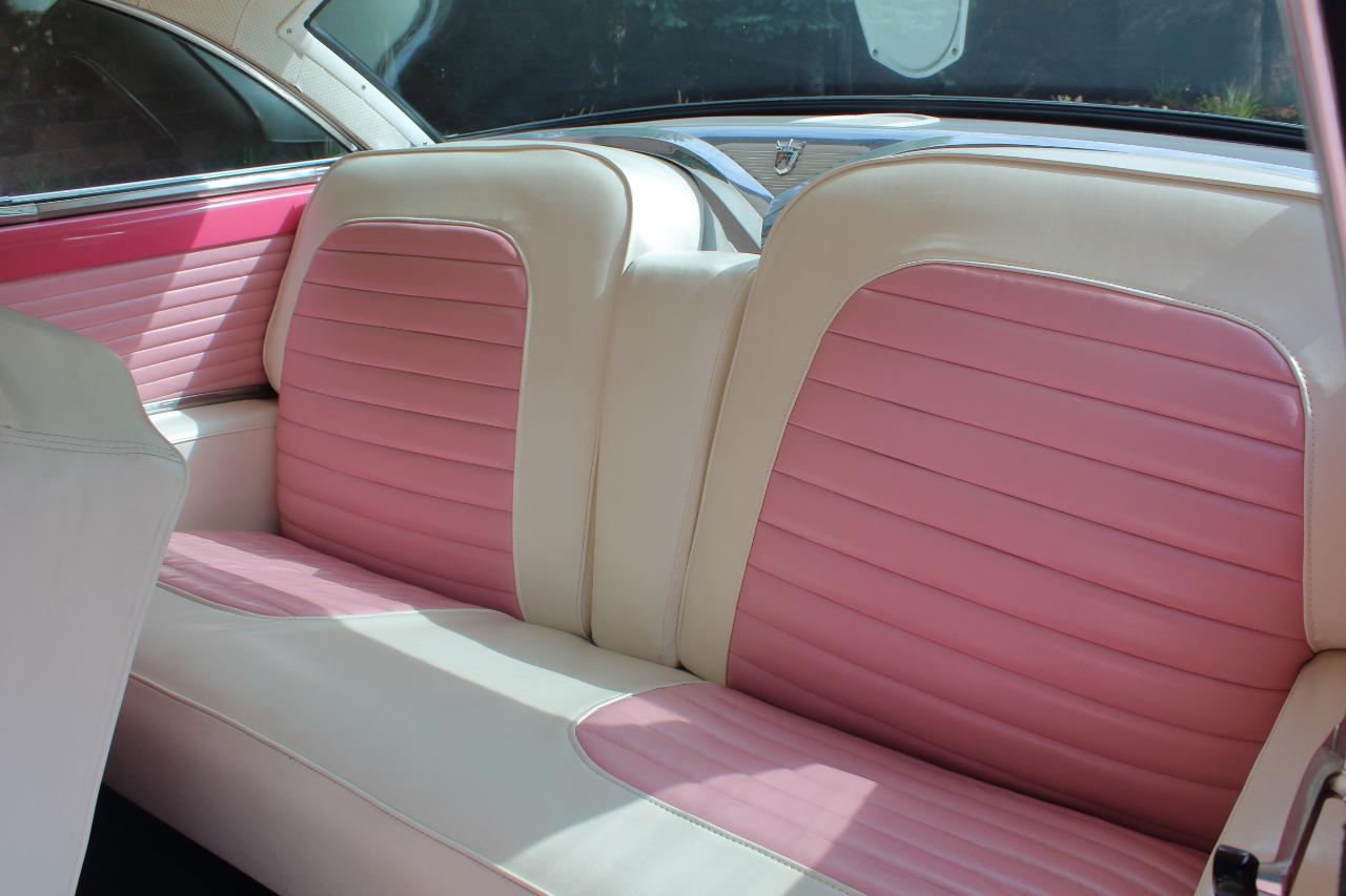 Ford Crown Victoria  1955