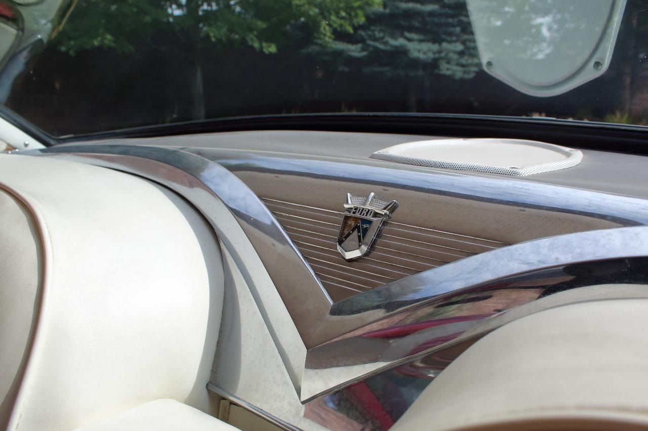 Ford Crown Victoria  1955