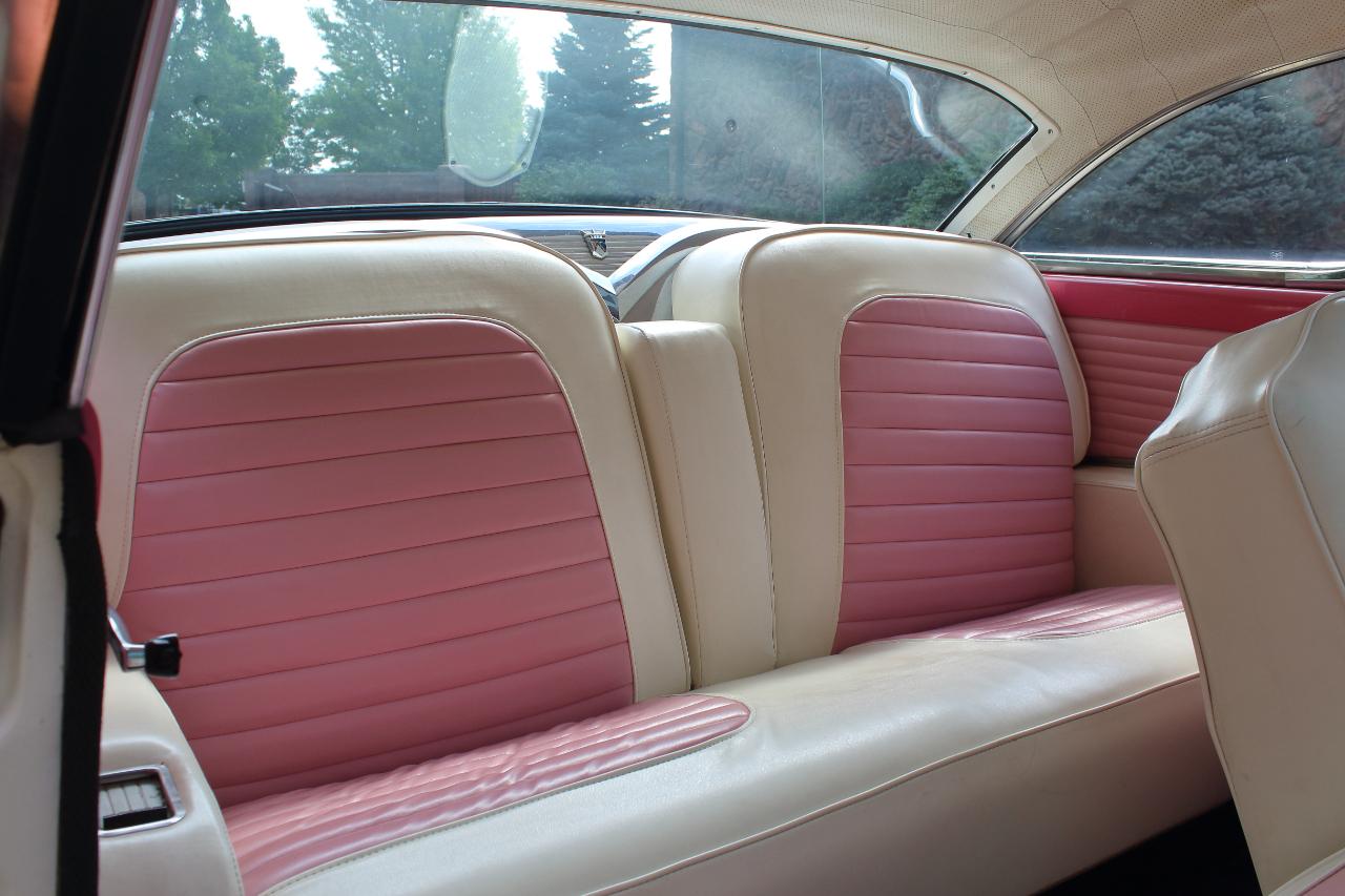 Ford Crown Victoria  1955