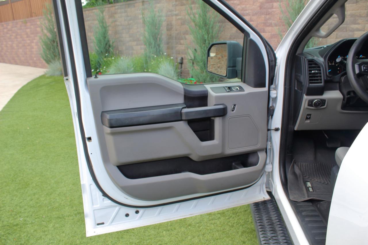Ford F-150 XLT 8-ft. Bed 2WD 2016