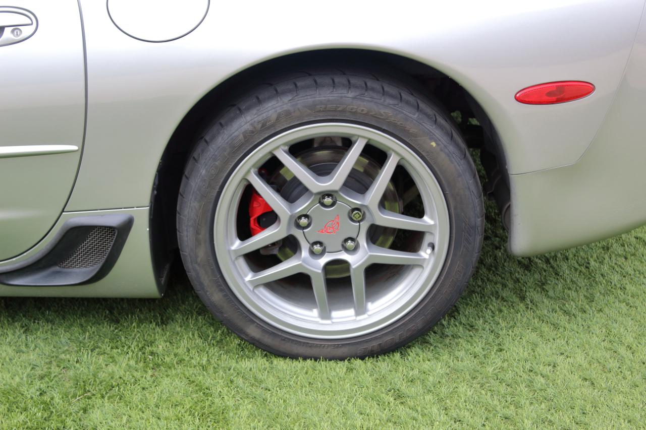 Chevrolet Corvette Z06 2004