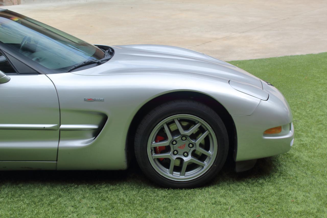 Chevrolet Corvette Z06 2004