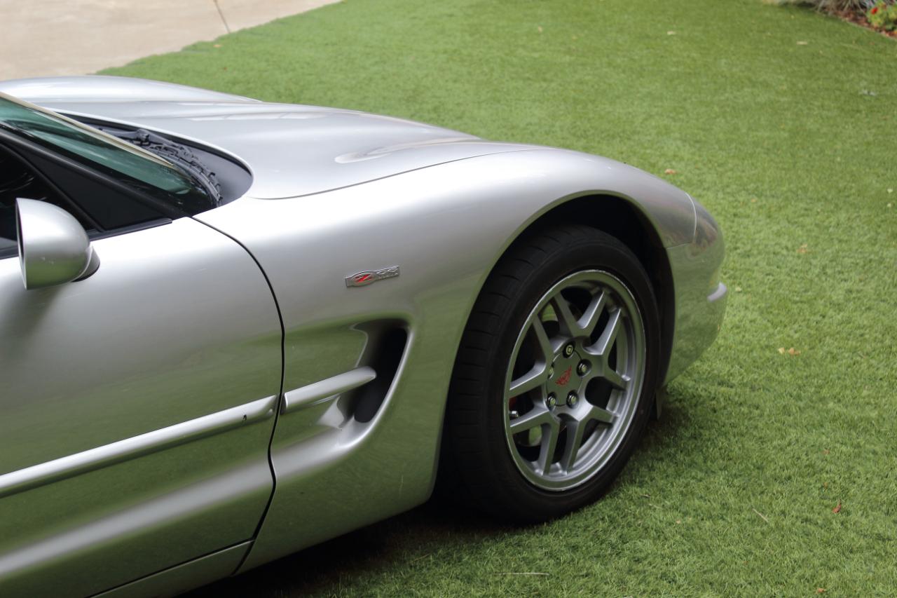 Chevrolet Corvette Z06 2004