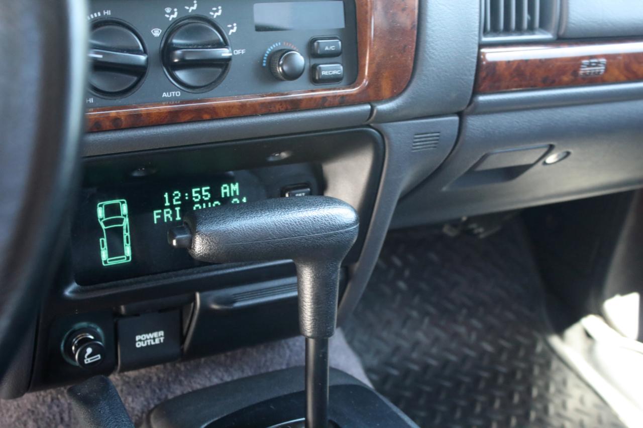 Jeep Grand Cherokee Limited 4WD 1996