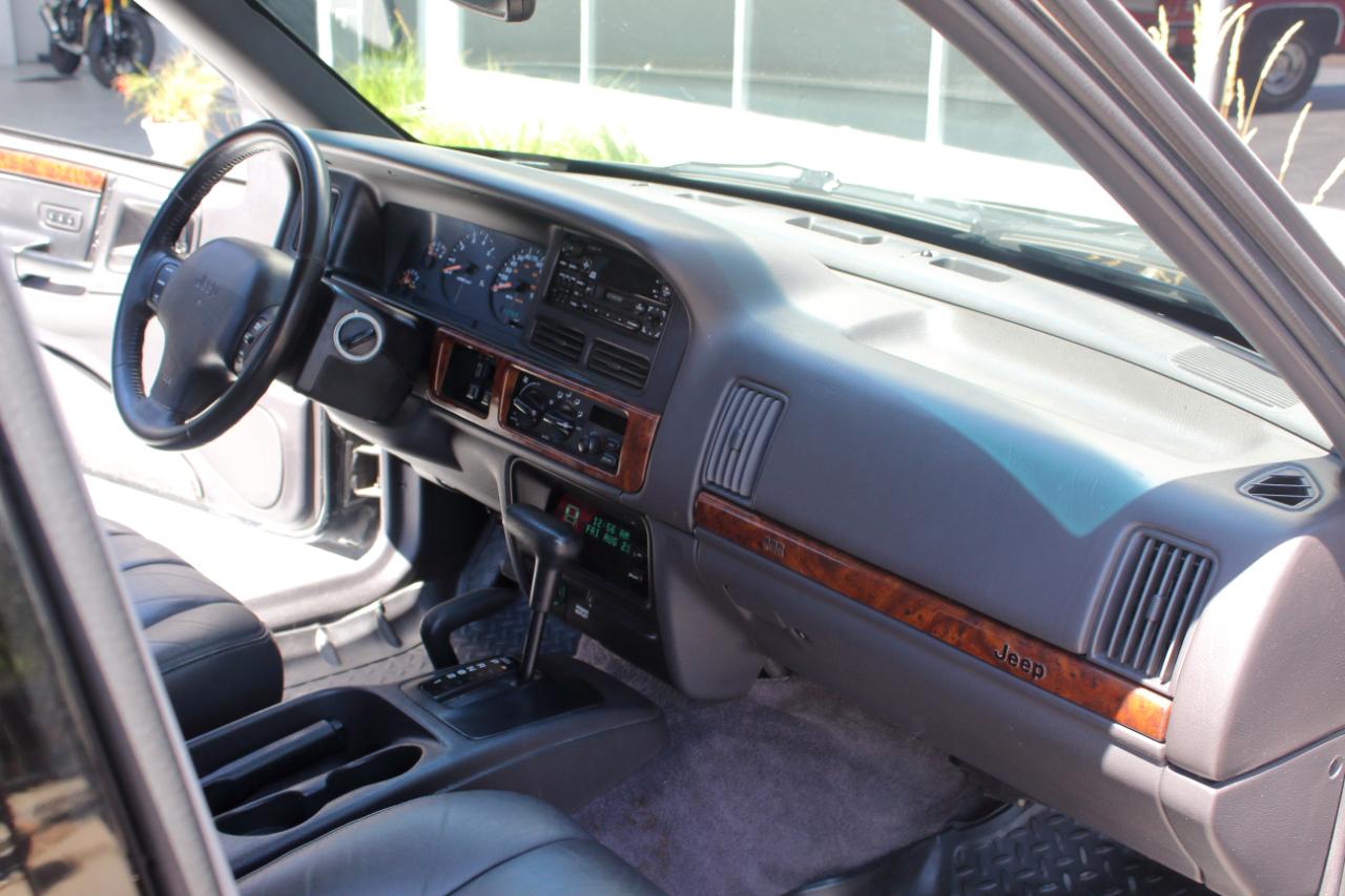 Jeep Grand Cherokee Limited 4WD 1996