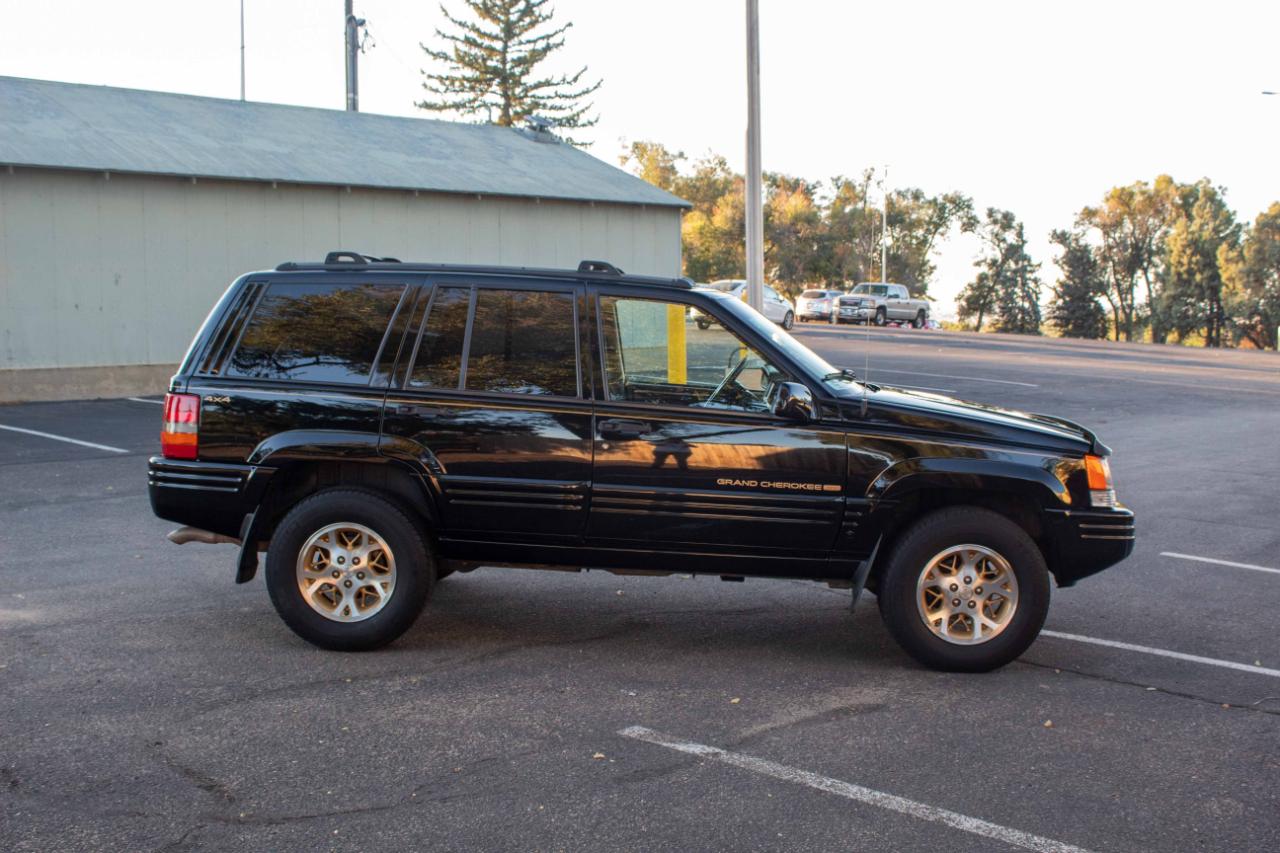 Jeep Grand Cherokee photo 10