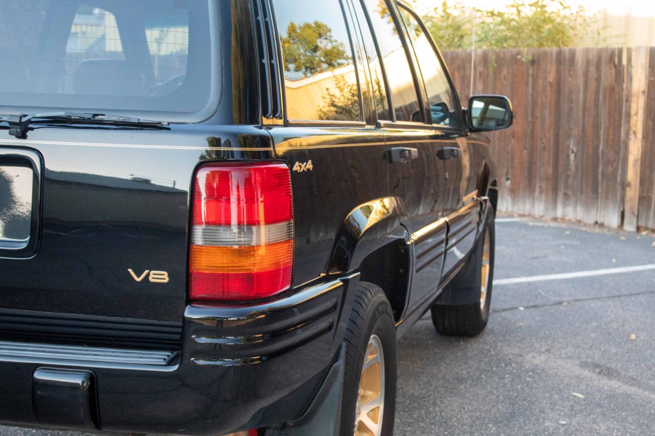 Jeep Grand Cherokee photo 22