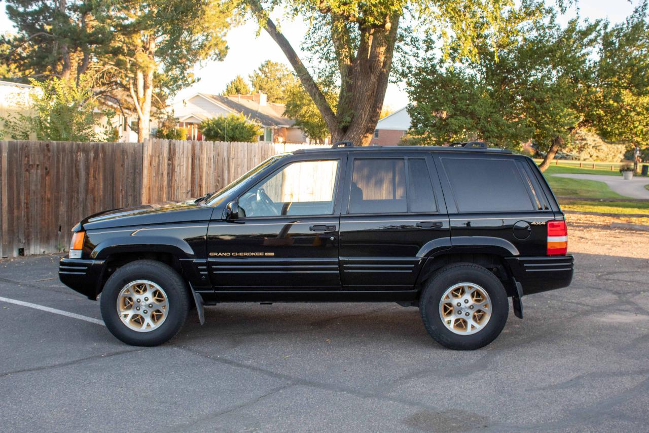Jeep Grand Cherokee photo 26