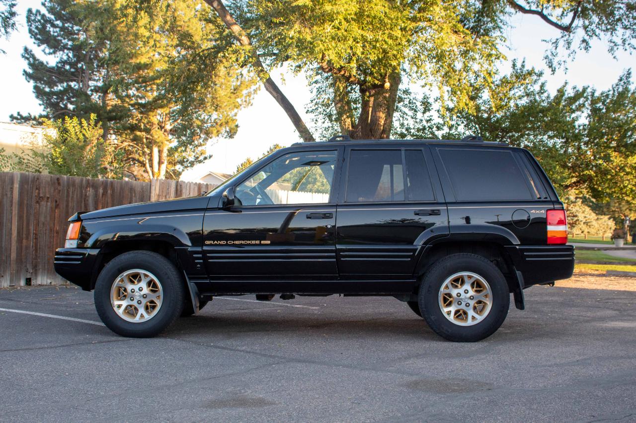 Jeep Grand Cherokee photo 27