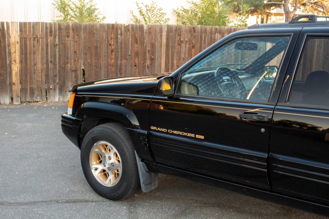 Jeep Grand Cherokee photo 28