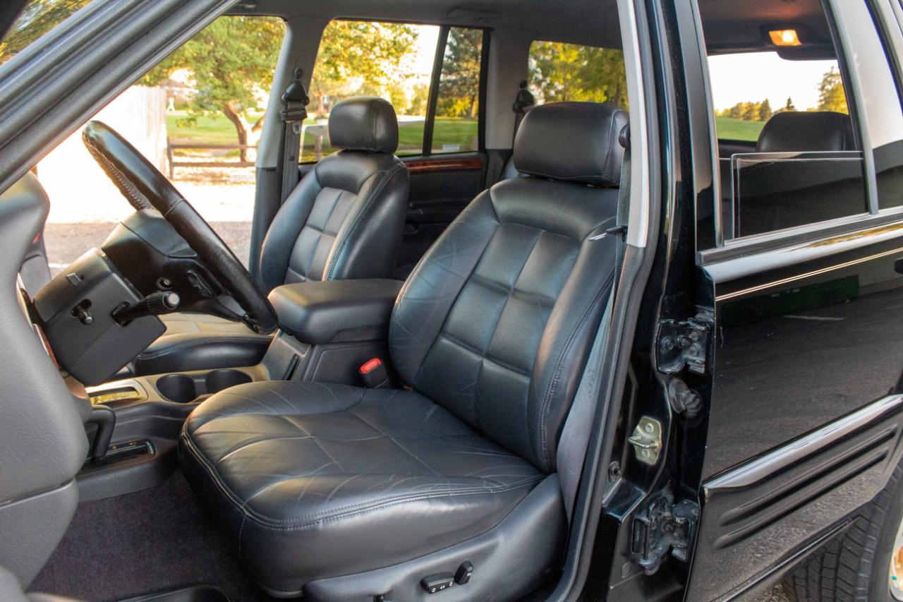 Jeep Grand Cherokee photo 35