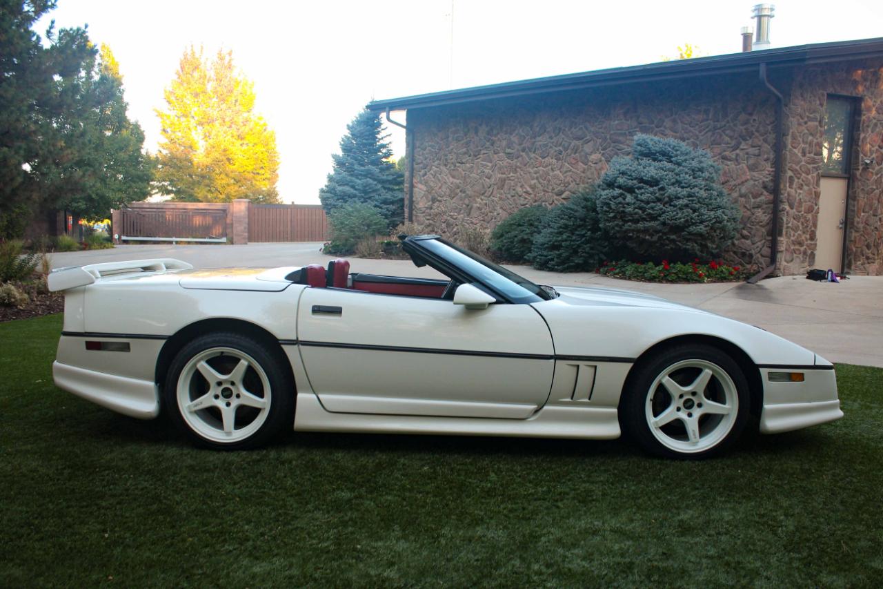 Chevrolet Corvette Convertible 1986