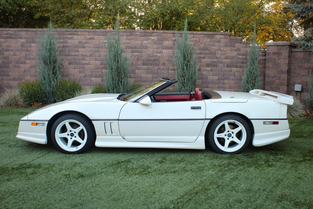 Chevrolet Corvette Convertible 1986