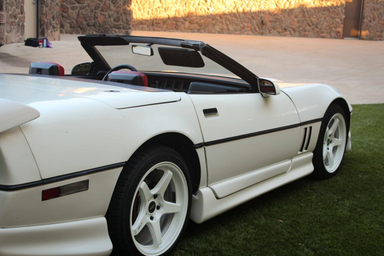 Chevrolet Corvette Convertible 1986