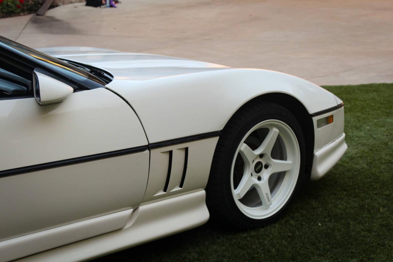 Chevrolet Corvette Convertible 1986