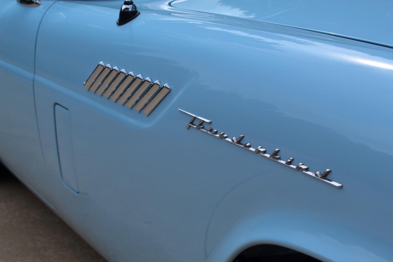 Ford Thunderbird  1957