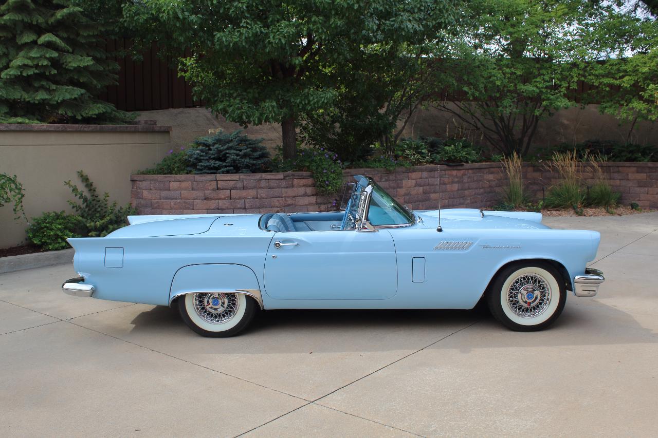 Ford Thunderbird  1957