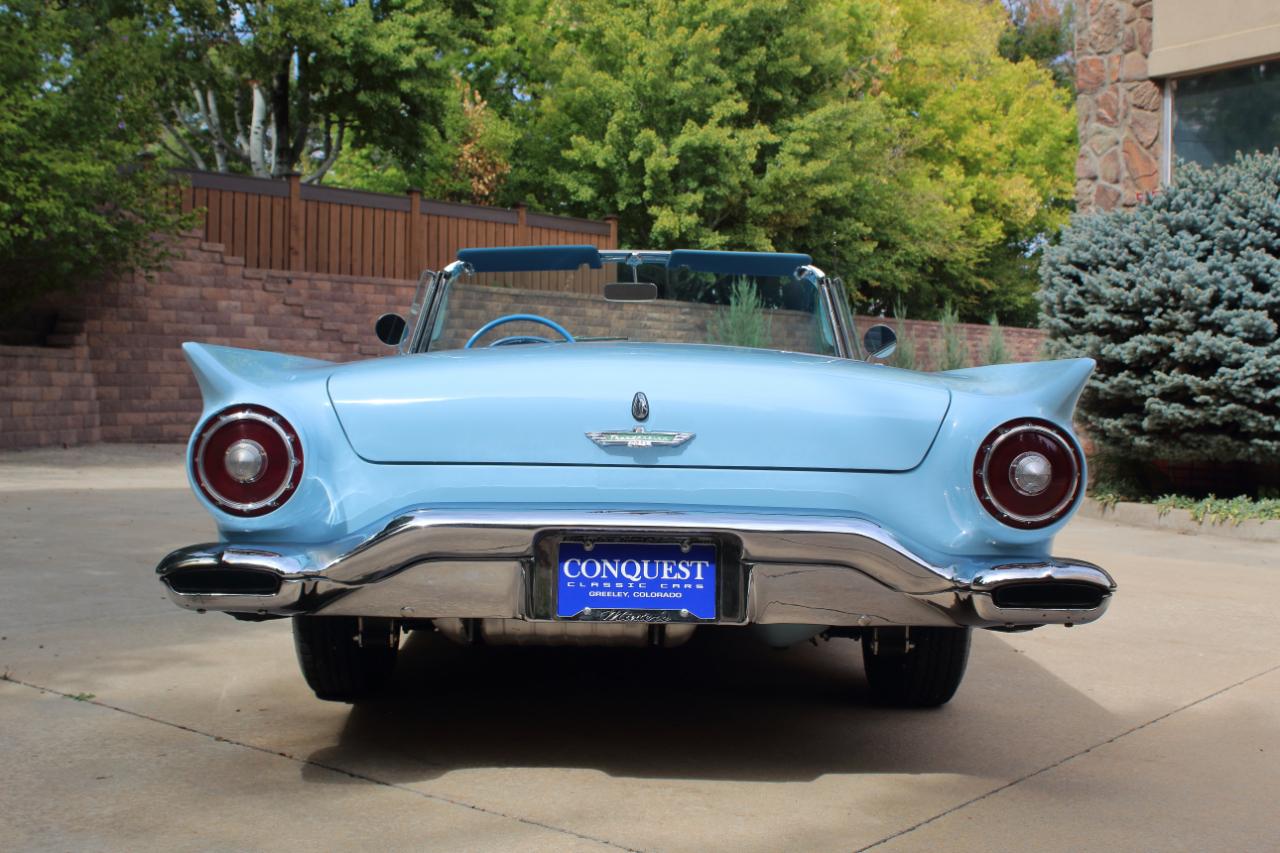 Ford Thunderbird  1957
