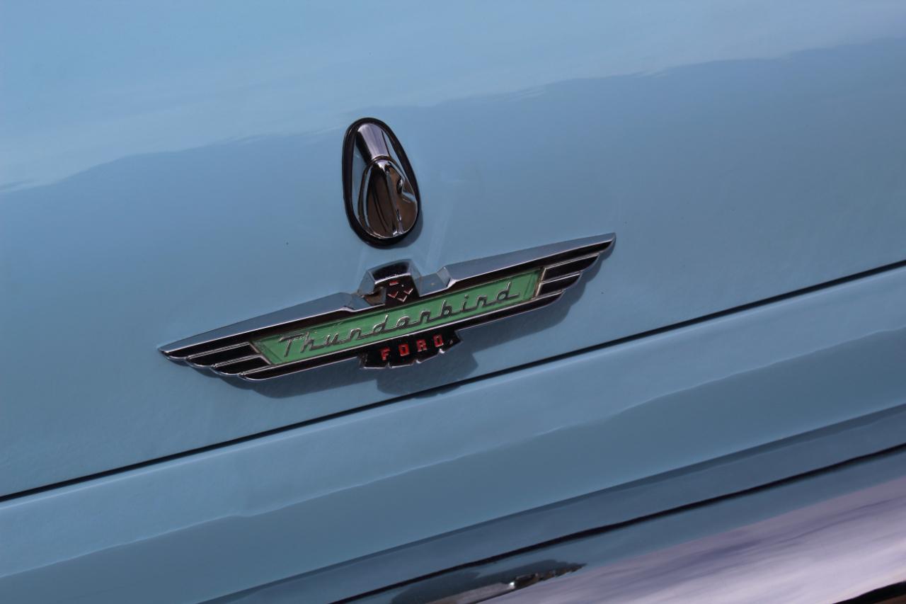 Ford Thunderbird  1957