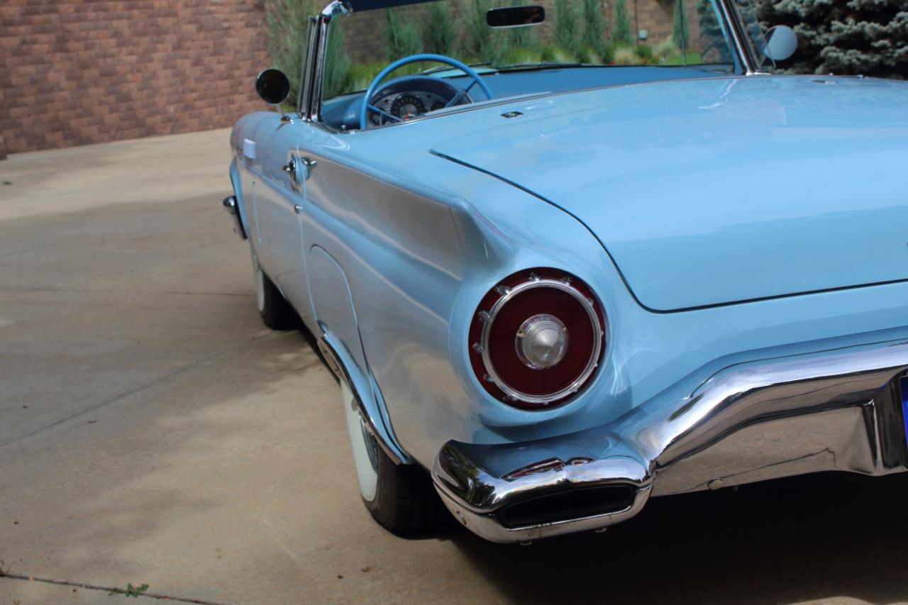 Ford Thunderbird  1957