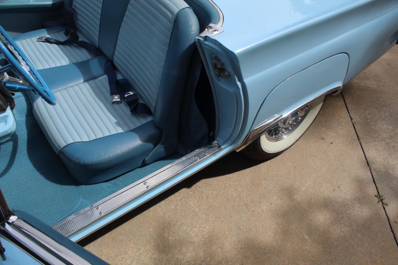 Ford Thunderbird  1957