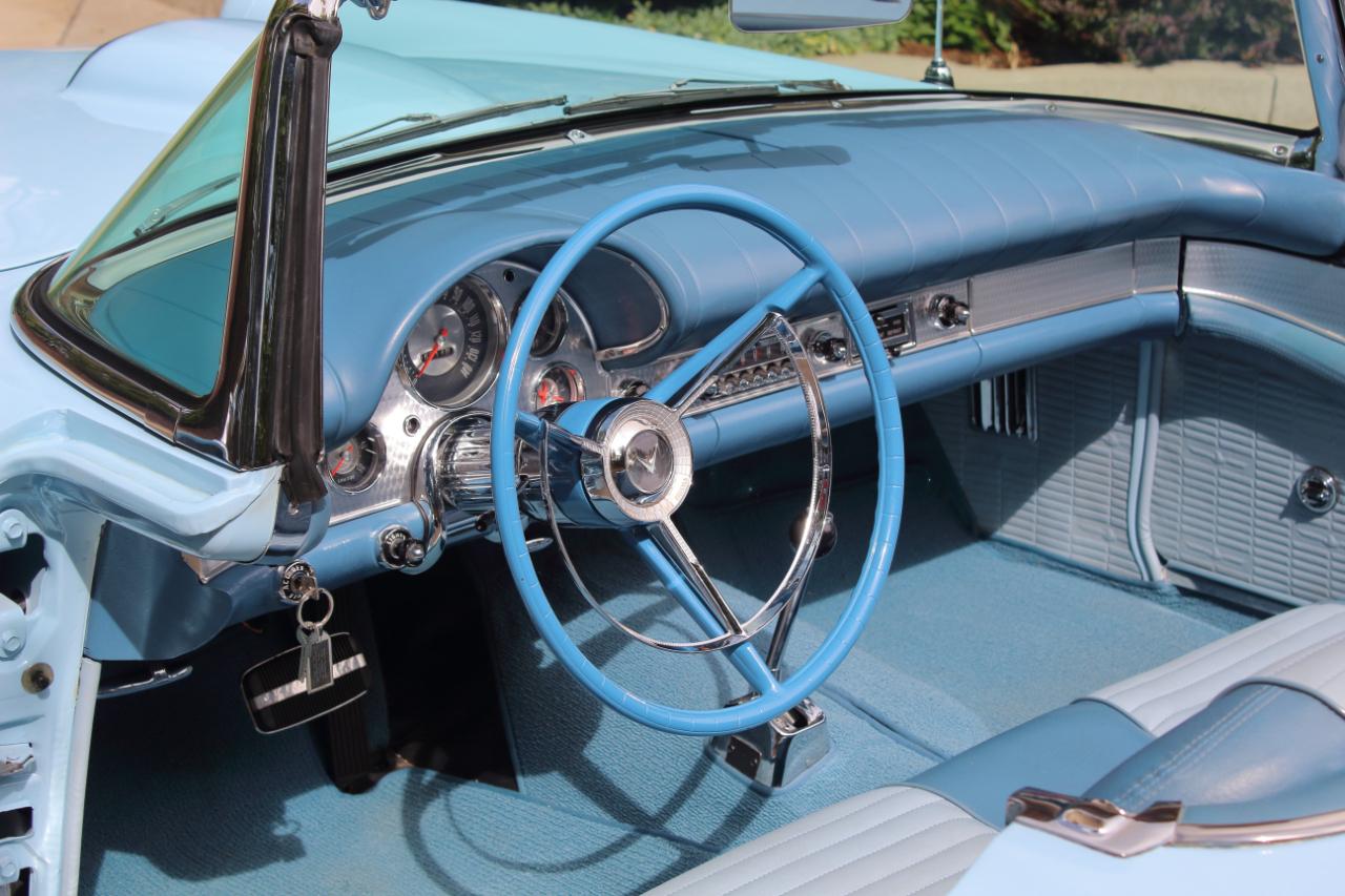 Ford Thunderbird  1957