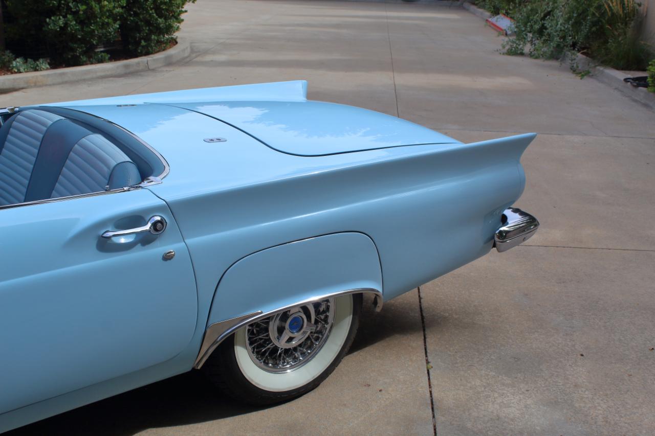 Ford Thunderbird  1957