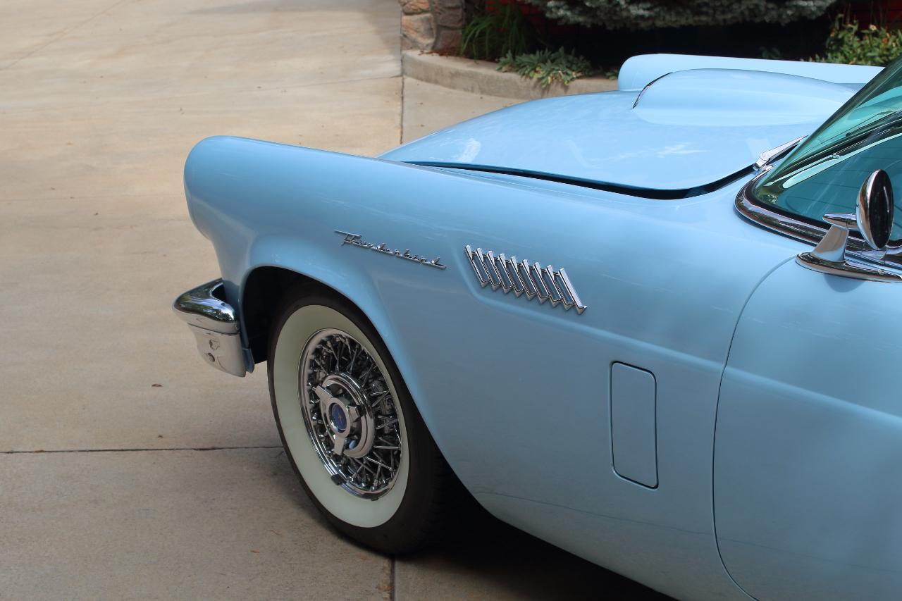 Ford Thunderbird  1957