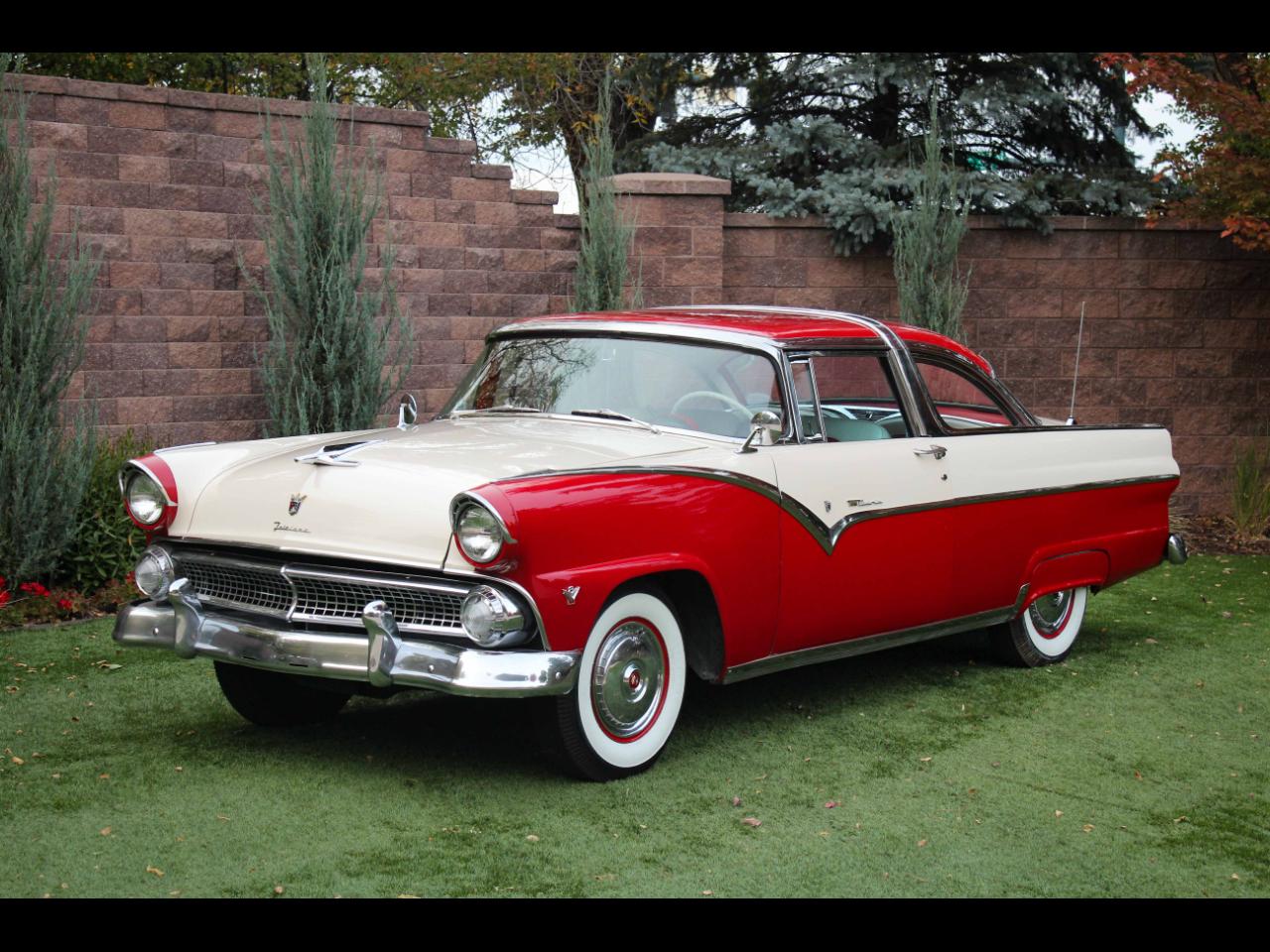 Ford Crown Victoria  1955