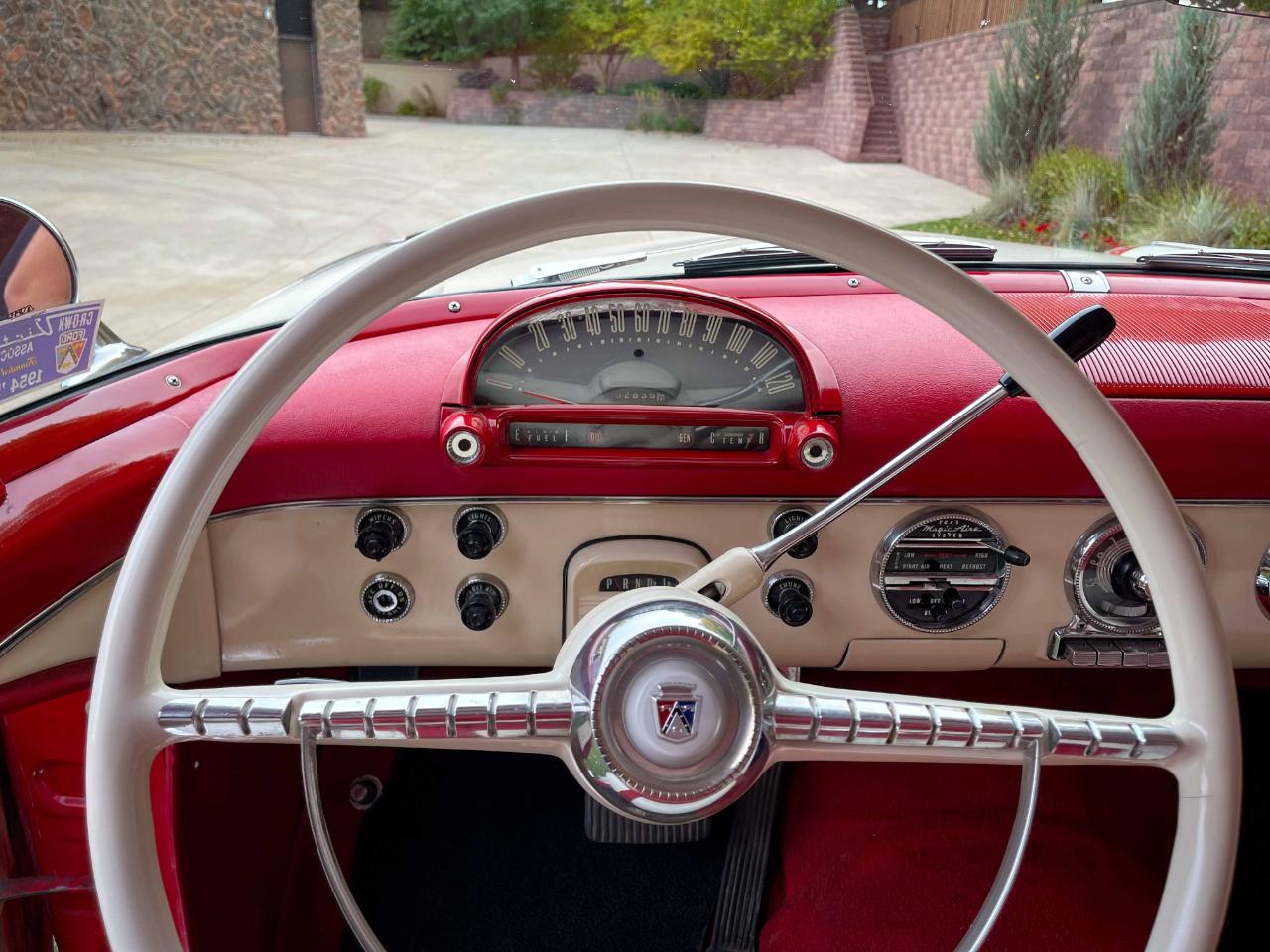 Ford Crown Victoria  1955