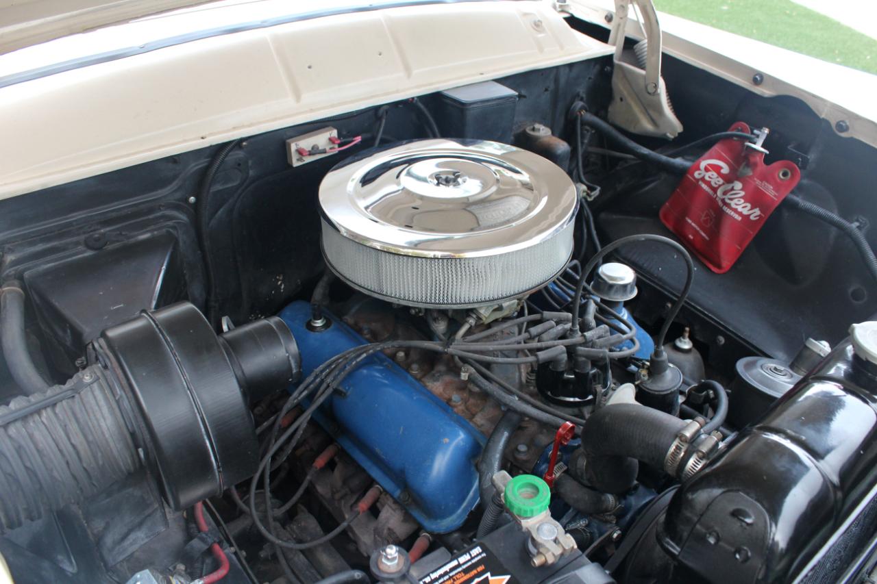 Ford Crown Victoria  1955