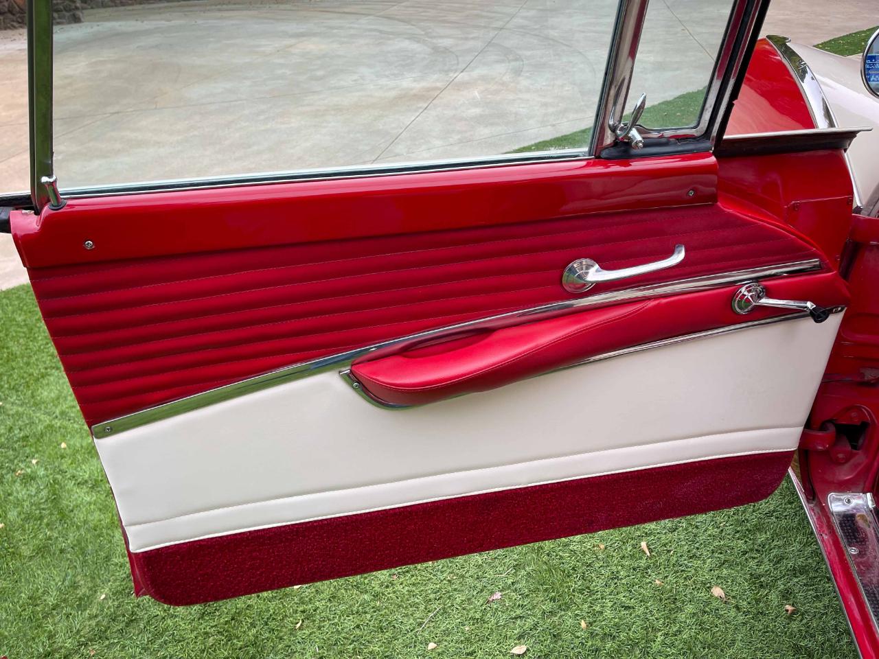 Ford Crown Victoria  1955