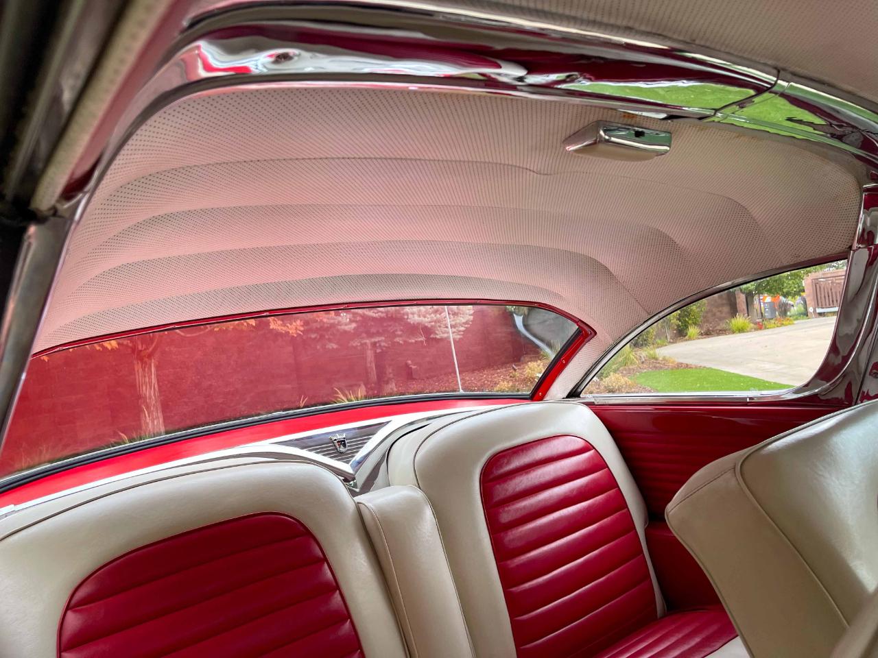 Ford Crown Victoria  1955