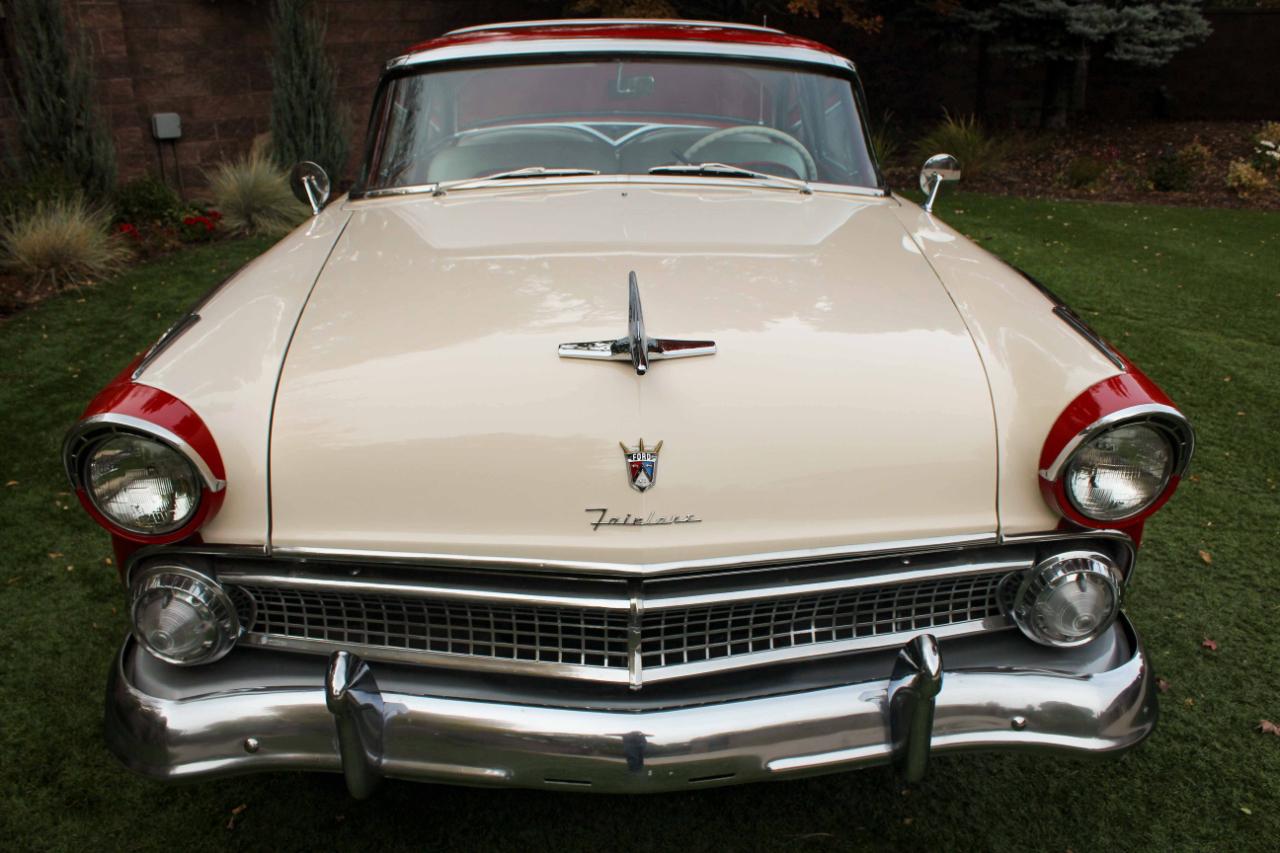 Ford Crown Victoria  1955