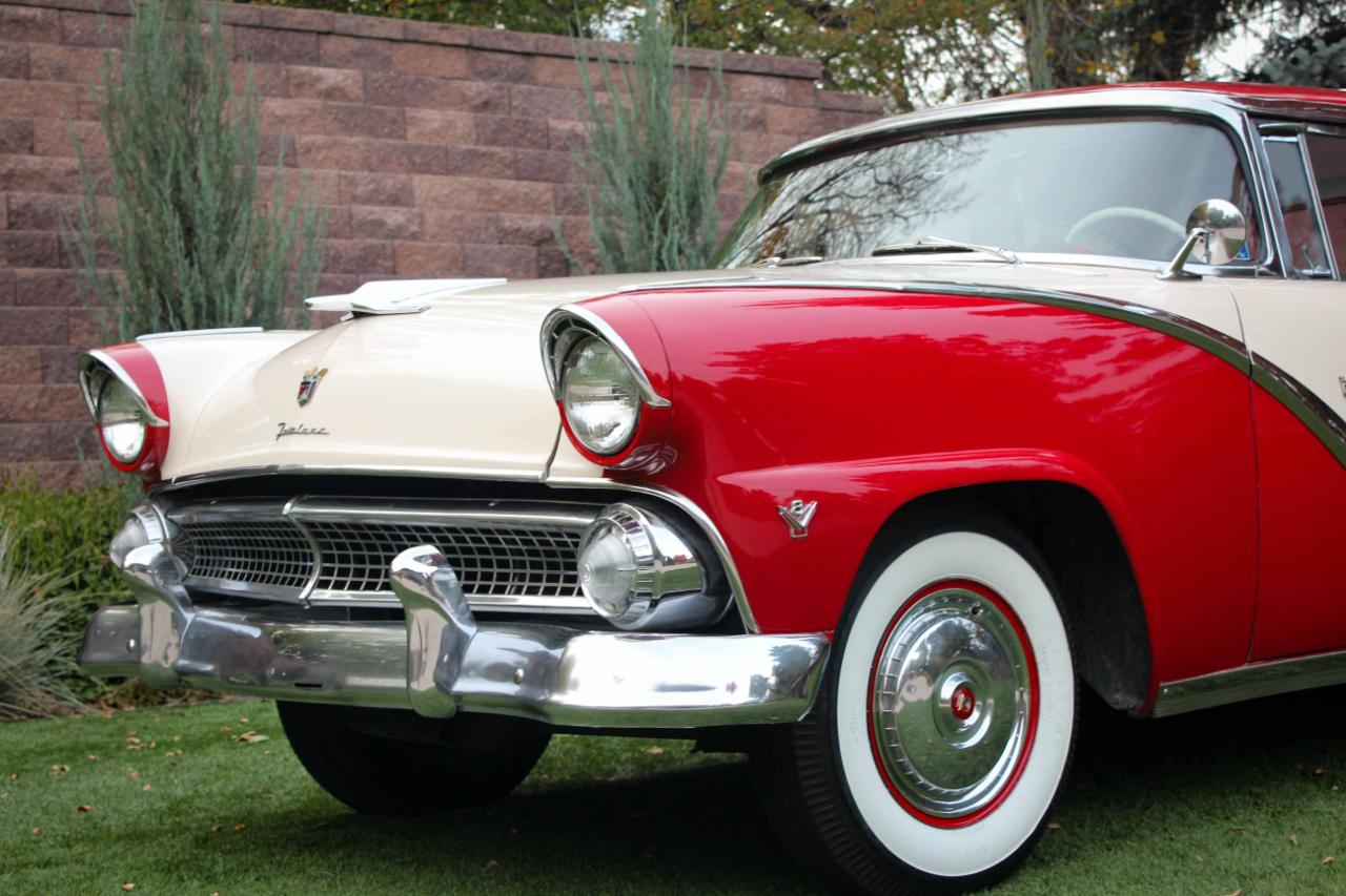 Ford Crown Victoria  1955