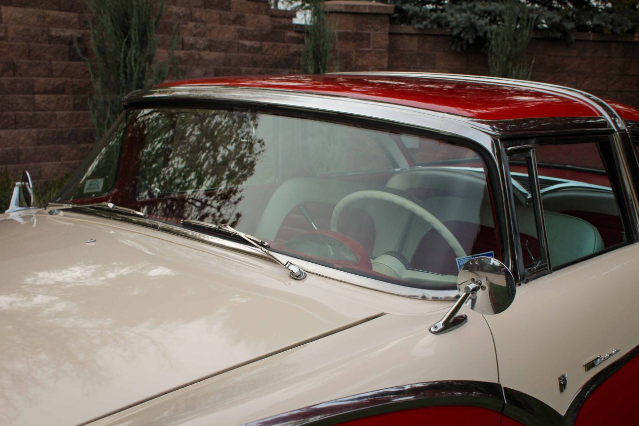 Ford Crown Victoria  1955