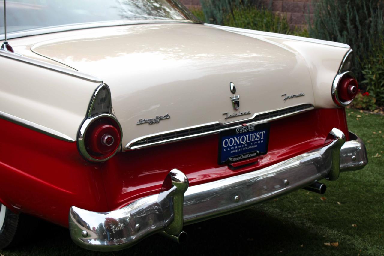 Ford Crown Victoria  1955