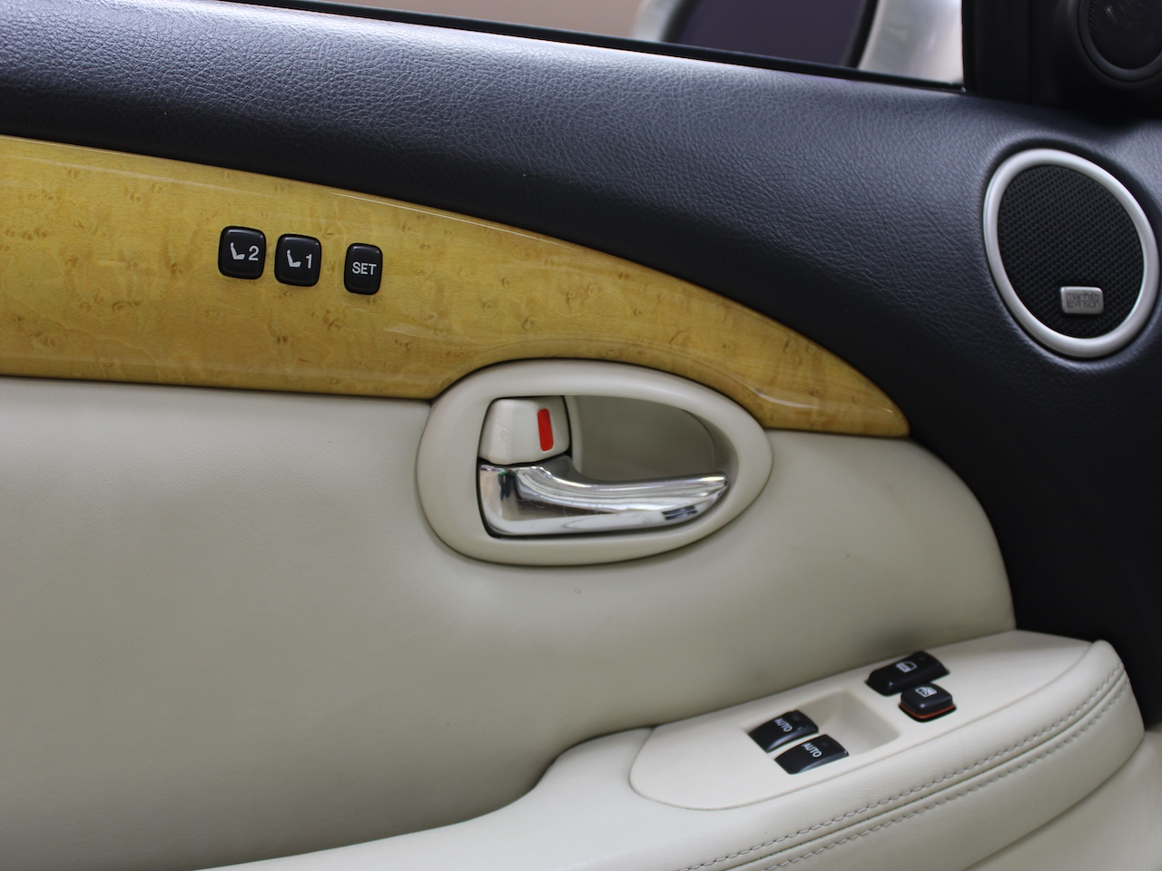 Lexus SC 430 Convertible 2002