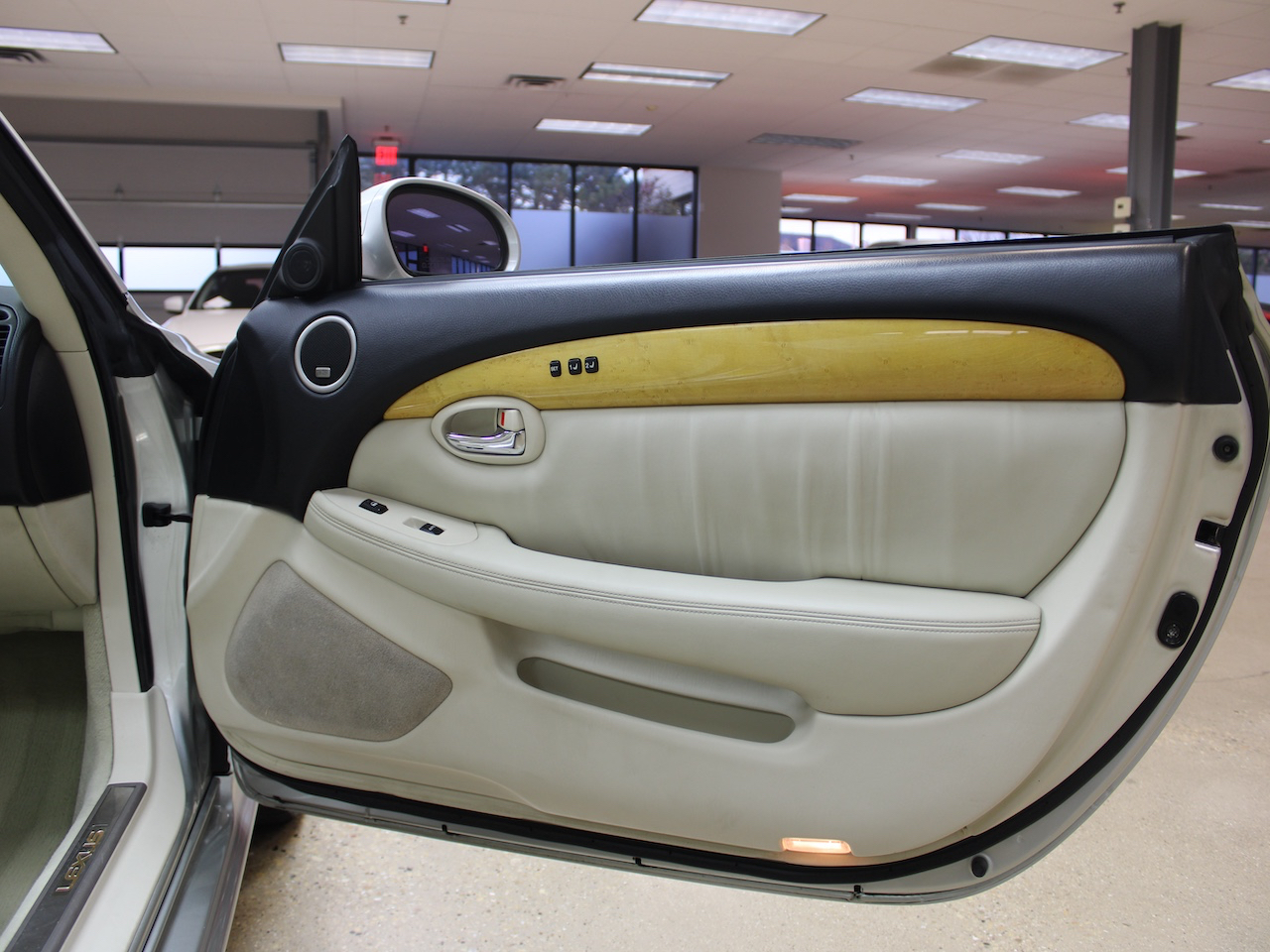 Lexus SC 430 Convertible 2002