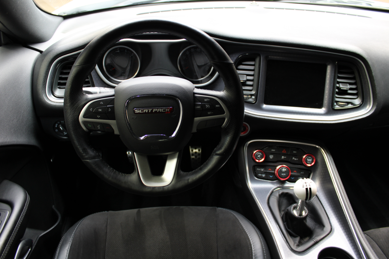 Dodge Challenger R/T SCAT Pack 2016