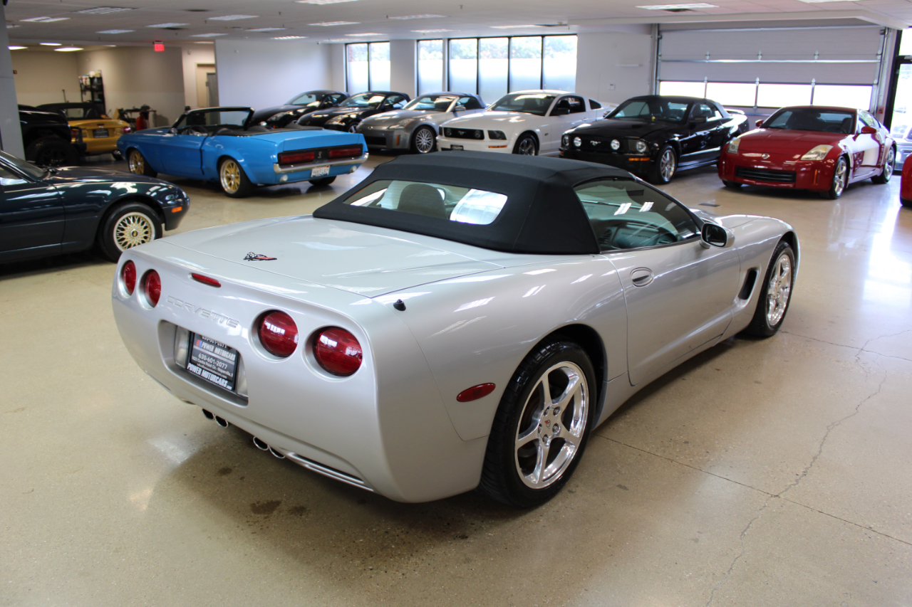 Chevrolet Corvette Convertible 2004